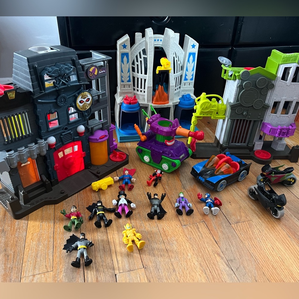 DC Comics Imaginext Playsets